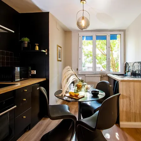 Maddison Apartment *